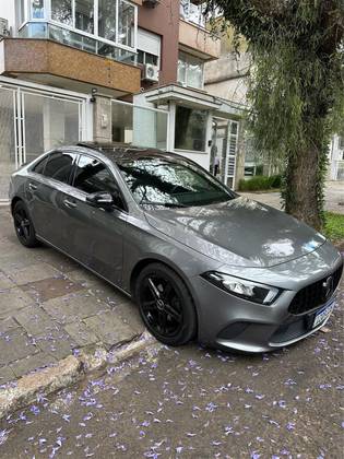 MERCEDES-BENZ A 200 2019