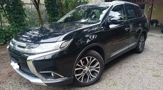 MITSUBISHI OUTLANDER 2018