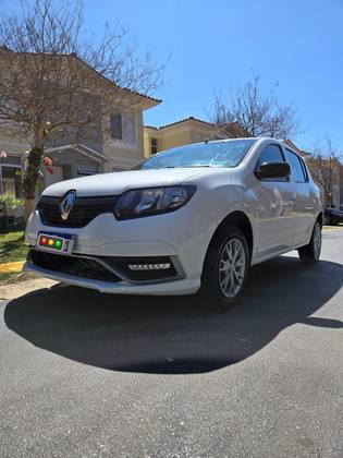 RENAULT SANDERO 2023