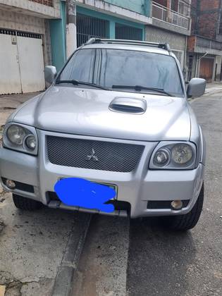 MITSUBISHI PAJERO 2009