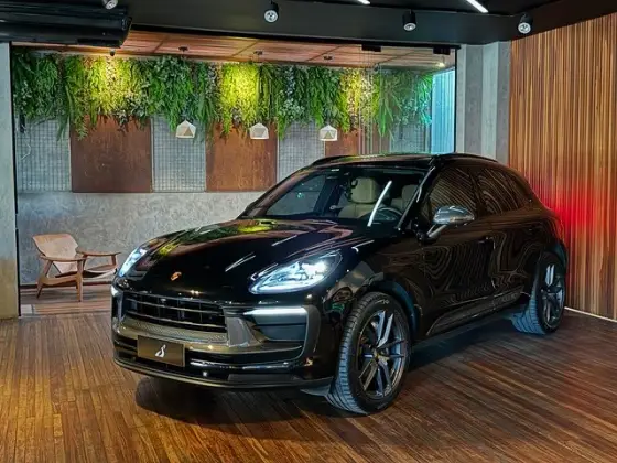 PORSCHE MACAN 2023