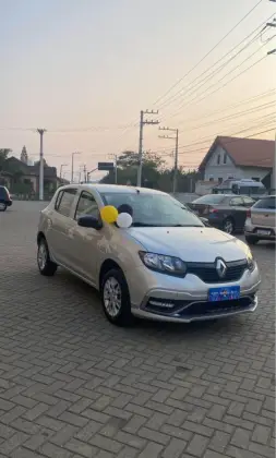 RENAULT SANDERO 2023