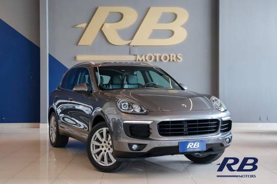 PORSCHE CAYENNE 2016