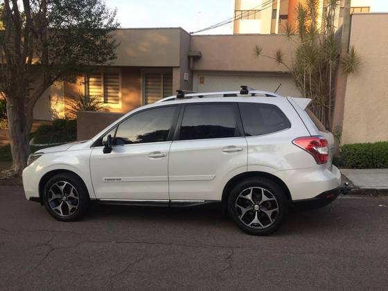SUBARU FORESTER 2015
