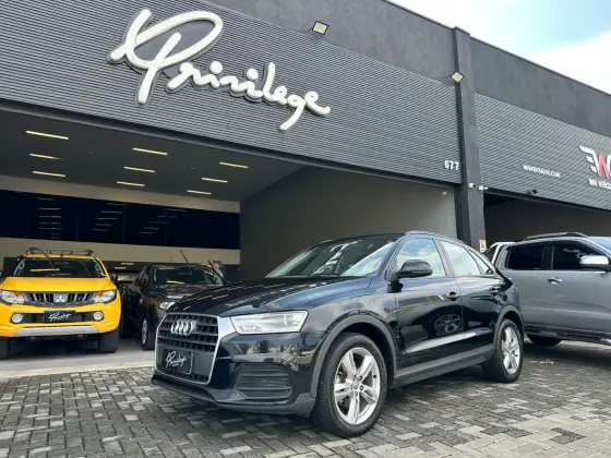 AUDI Q3 2017