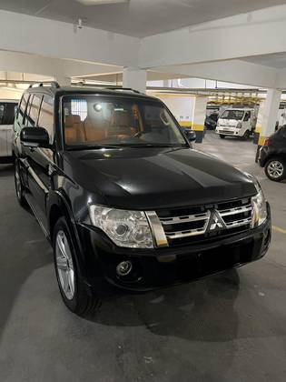 MITSUBISHI PAJERO FULL 2014