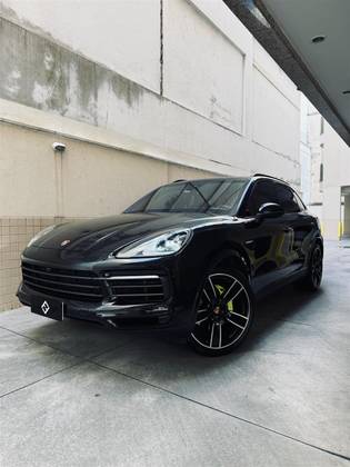 PORSCHE CAYENNE 2023