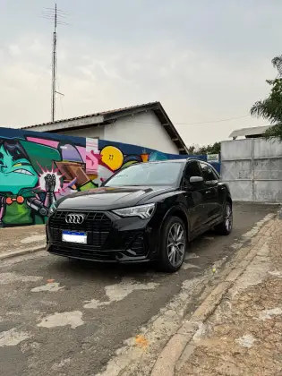 AUDI Q3 2024