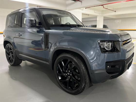 LAND ROVER DEFENDER 2022