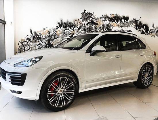 PORSCHE CAYENNE 2018