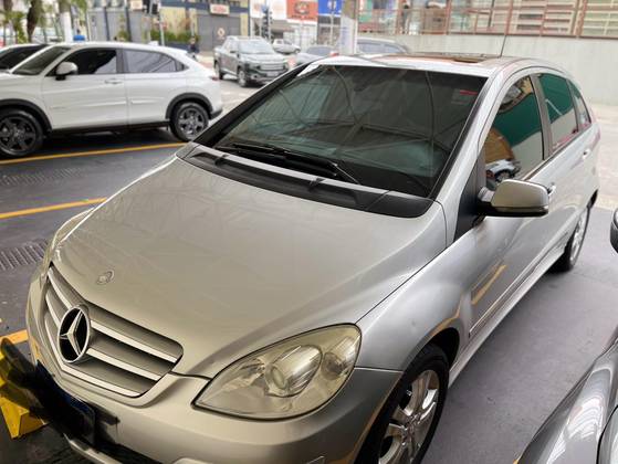 MERCEDES-BENZ B 200 2010