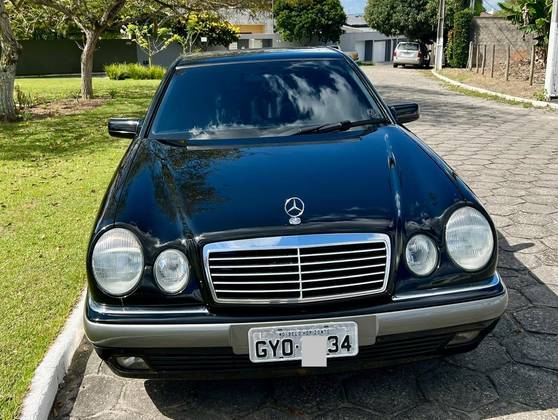 MERCEDES-BENZ E 240 1999