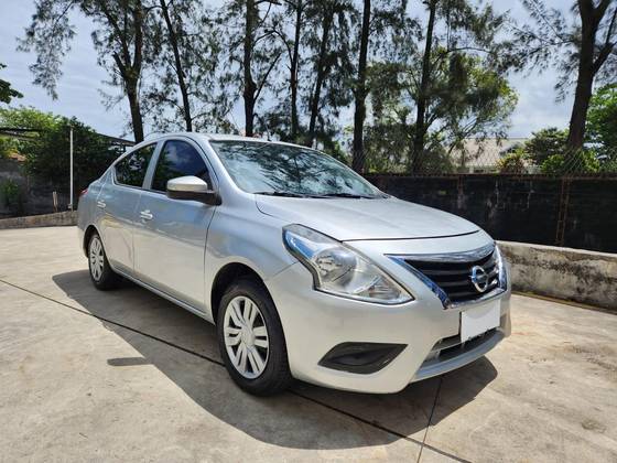 NISSAN VERSA 2020