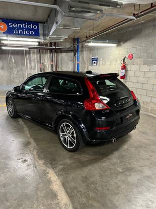 VOLVO C30 2010