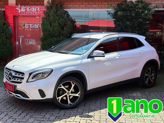 MERCEDES-BENZ GLA 200 2018