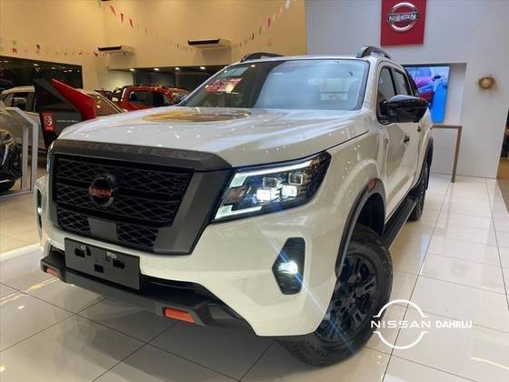 NISSAN FRONTIER 2025