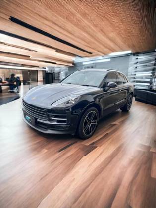PORSCHE MACAN 2021
