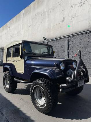 WILLYS JEEP 1962