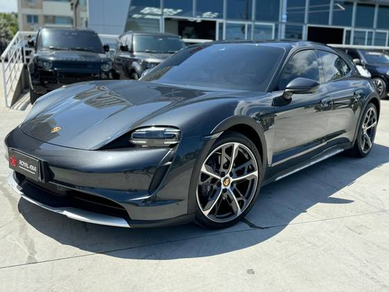 PORSCHE TAYCAN 2024