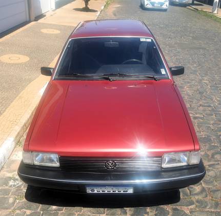 VOLKSWAGEN SANTANA 1988