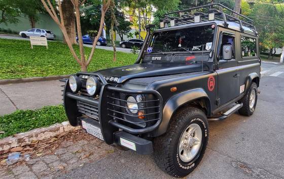 LAND ROVER DEFENDER 2001