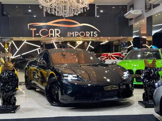 PORSCHE TAYCAN 2023