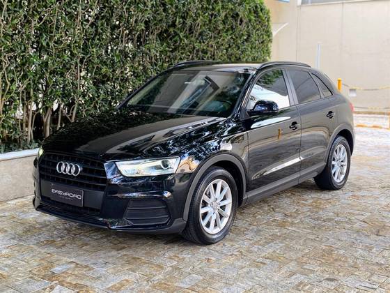 AUDI Q3 2016