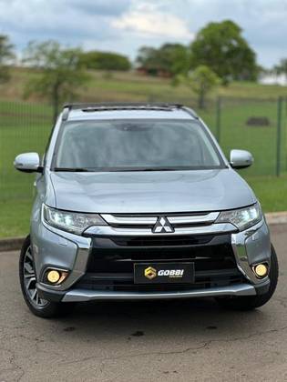 MITSUBISHI OUTLANDER 2016