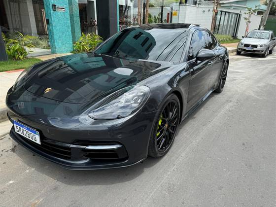PORSCHE PANAMERA 2018