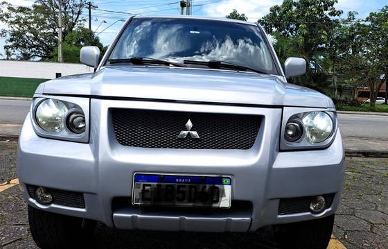MITSUBISHI PAJERO TR4 2009