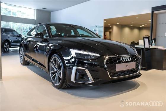 AUDI A5 2025