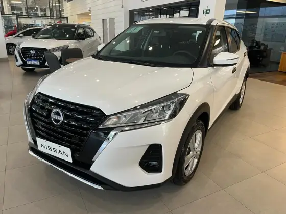 NISSAN KICKS 2024