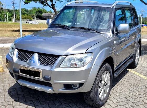 MITSUBISHI PAJERO TR4 2011