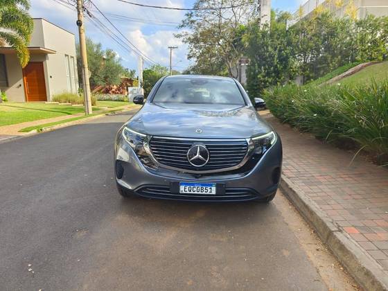 MERCEDES-BENZ EQC 400 2021
