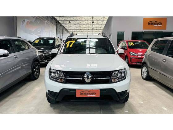 RENAULT DUSTER 2017