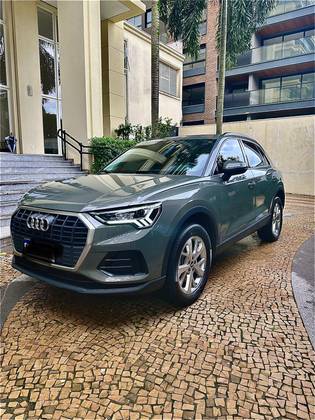 AUDI Q3 2023