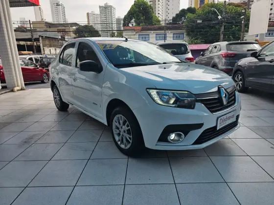 RENAULT LOGAN 2022