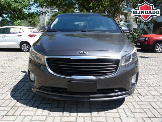 KIA CARNIVAL 2018