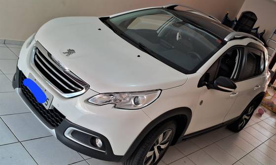 PEUGEOT 2008 2019