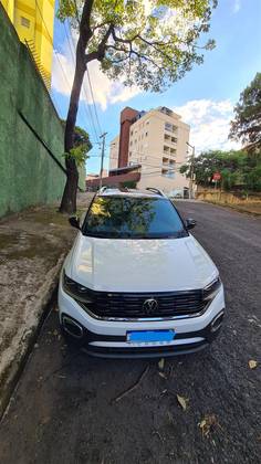 VOLKSWAGEN T-CROSS 2024