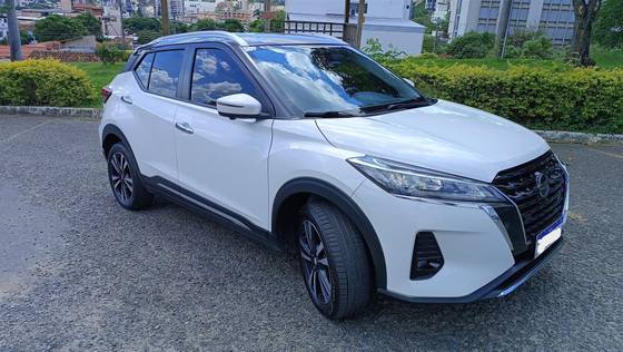 NISSAN KICKS 2022