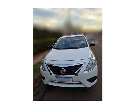 NISSAN VERSA 2021