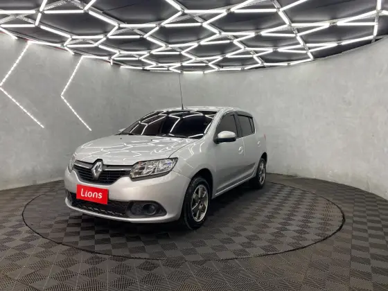 RENAULT SANDERO 2017