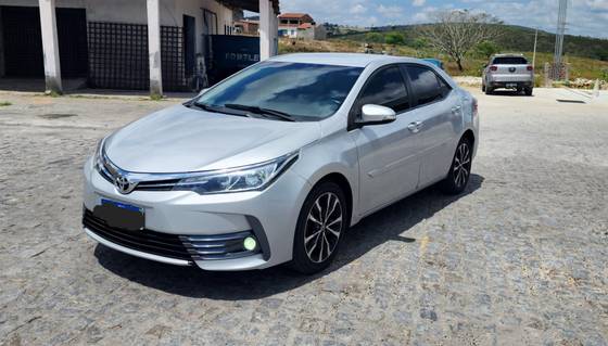 TOYOTA COROLLA 2018