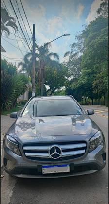 MERCEDES-BENZ GLA 200 2015