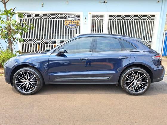 PORSCHE MACAN 2023