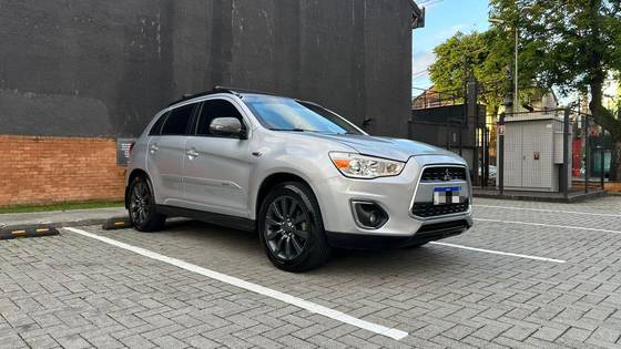 MITSUBISHI ASX 2015