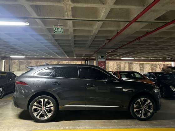 JAGUAR F-PACE 2023