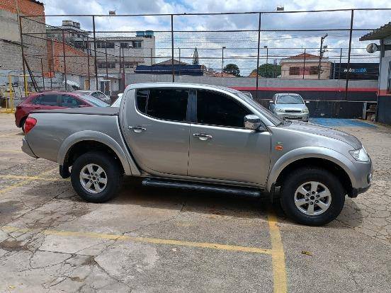MITSUBISHI L200 TRITON 2013