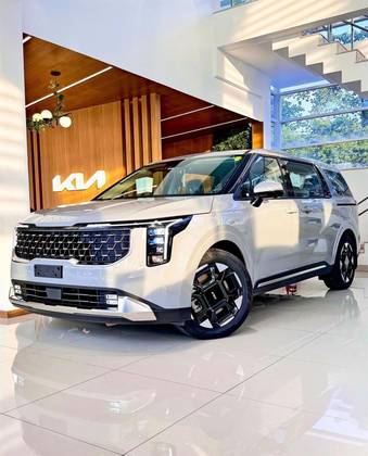 KIA CARNIVAL 2025